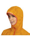 Fotogalerie Women's Ultralight Waterproof Hardshell Jacket CYCLONE mango/brick